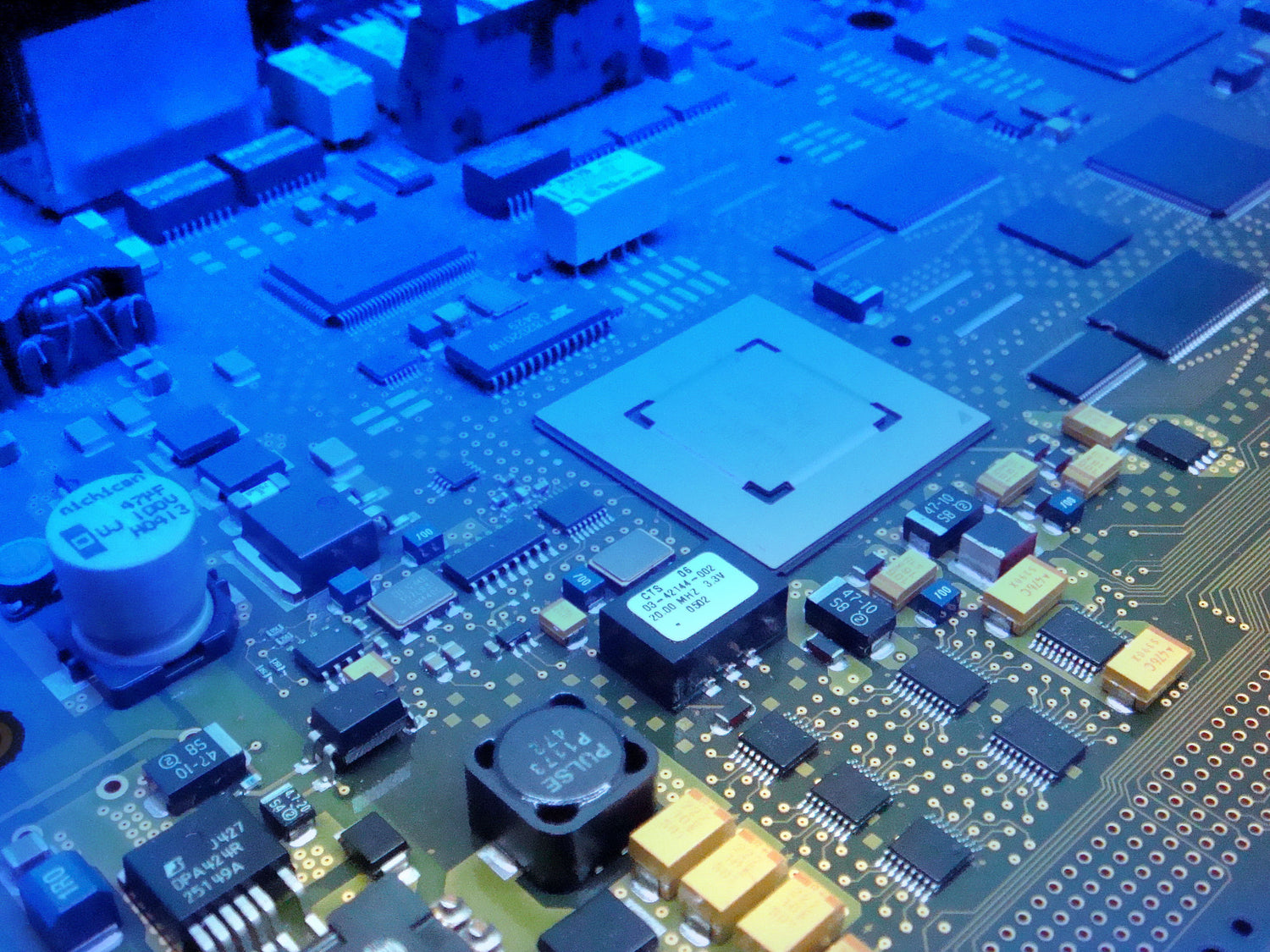Professional conformal coating application on electronic circuit board